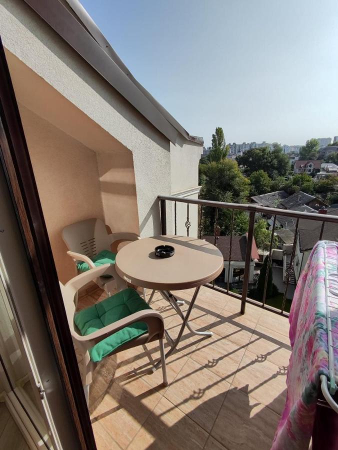 2 Bedroom Central Apartment Кишинёв Экстерьер фото