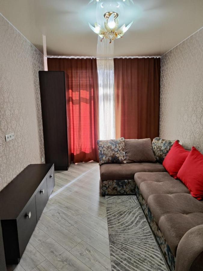 2 Bedroom Central Apartment Кишинёв Экстерьер фото