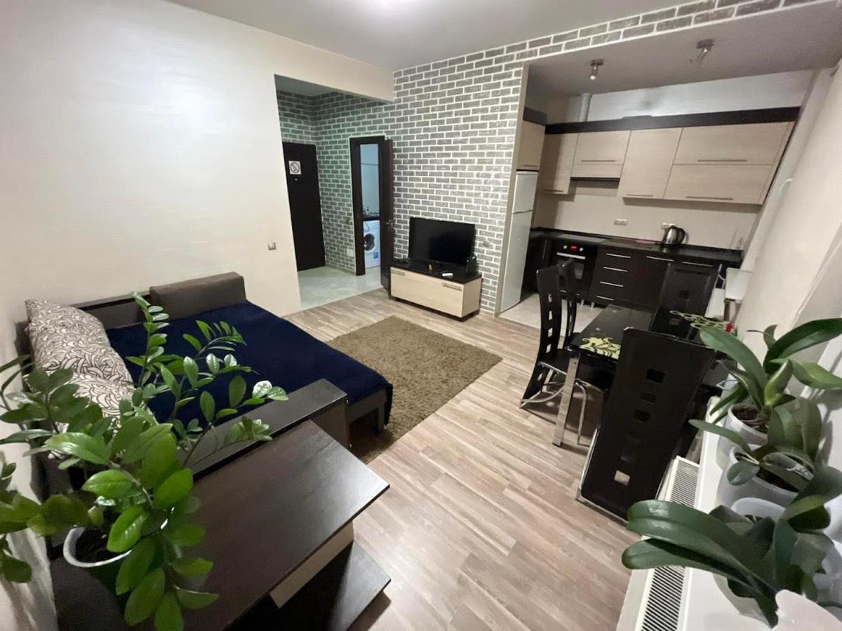 2 Bedroom Central Apartment Кишинёв Экстерьер фото